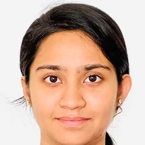 Portrait of Akshara Subramaniasivam